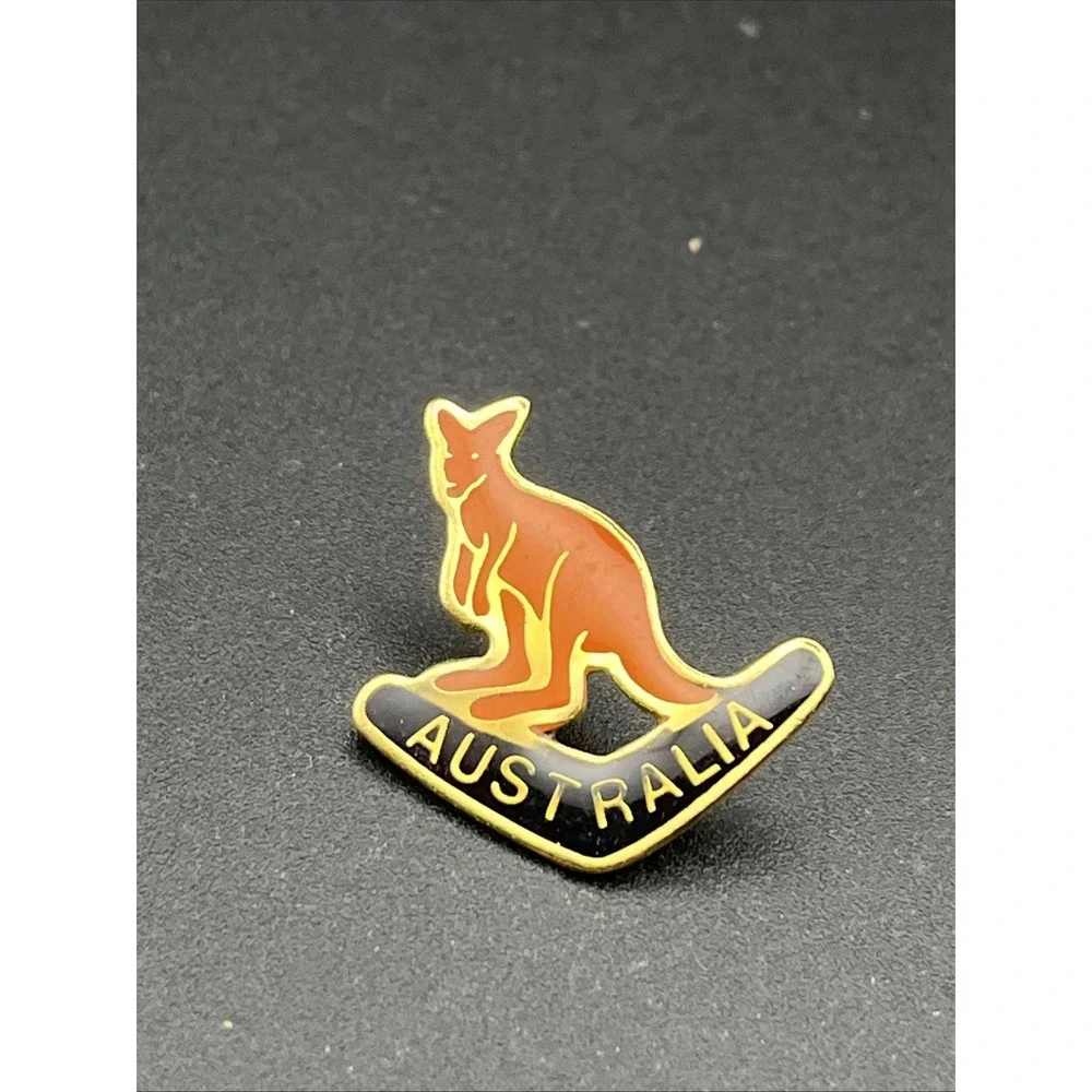 Vintage Australia Kangaroo Boomerang Lapel‎ Hat Pin